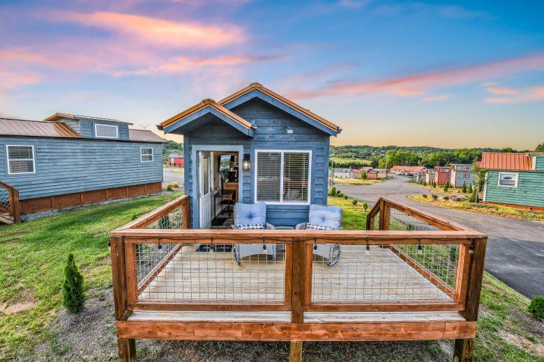 smoky mountains tiny home with private deck and chairs