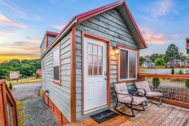 front porch of smoky mountains tiny home with chairs